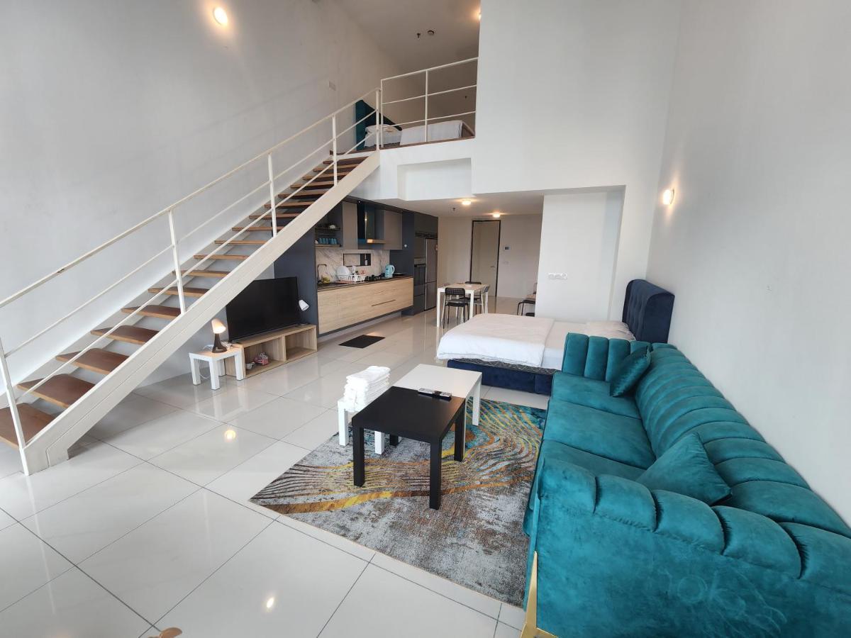 Sunrise Gurney Premium Executive City/Seafront Suite - Penang Джорджтаун Екстер'єр фото
